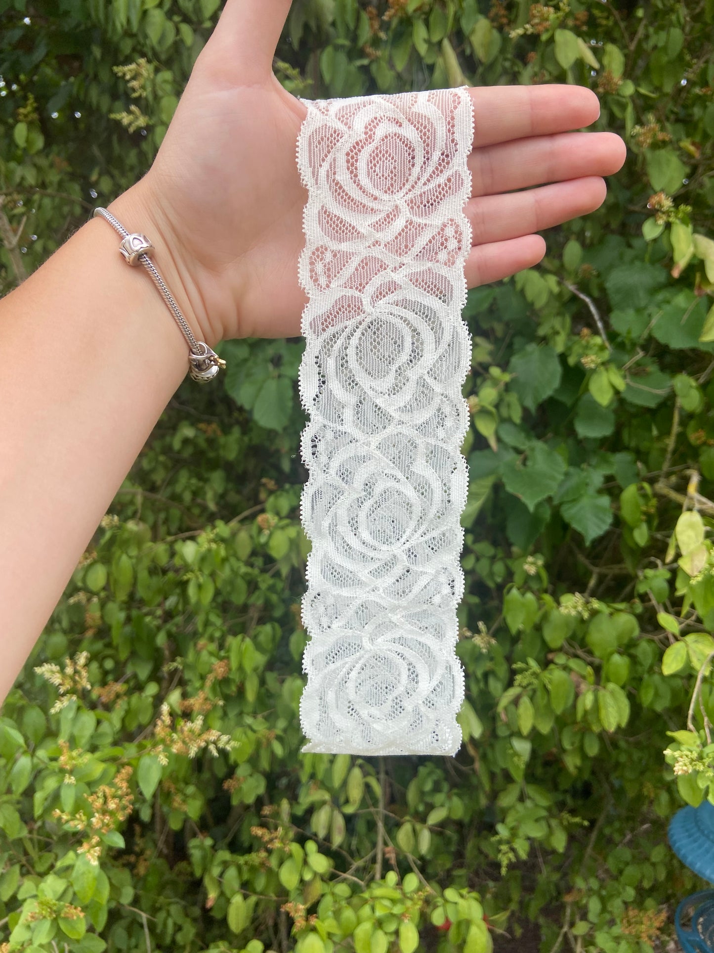 Bandeau en dentelle crème