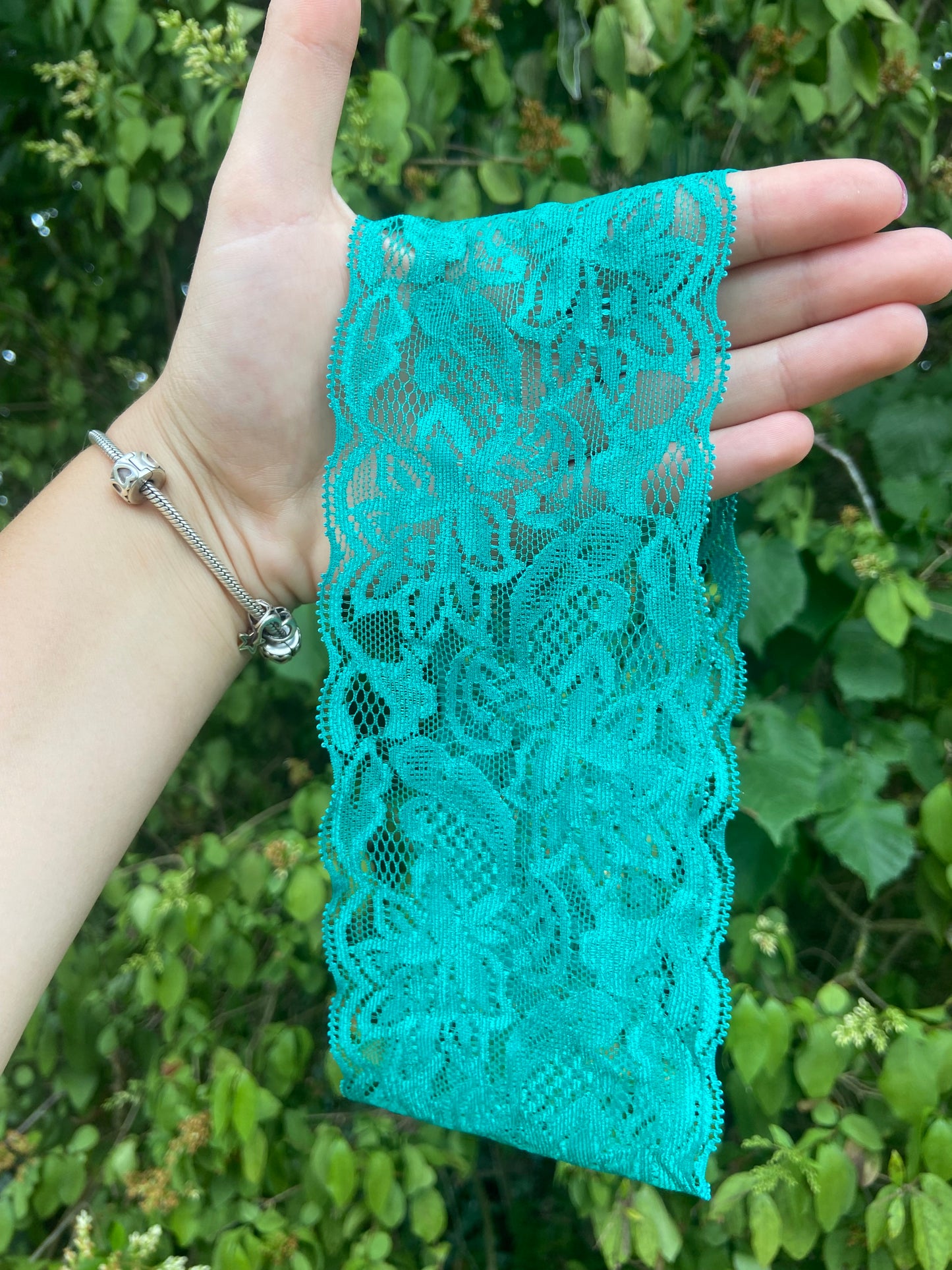 Bandeau en dentelle verte