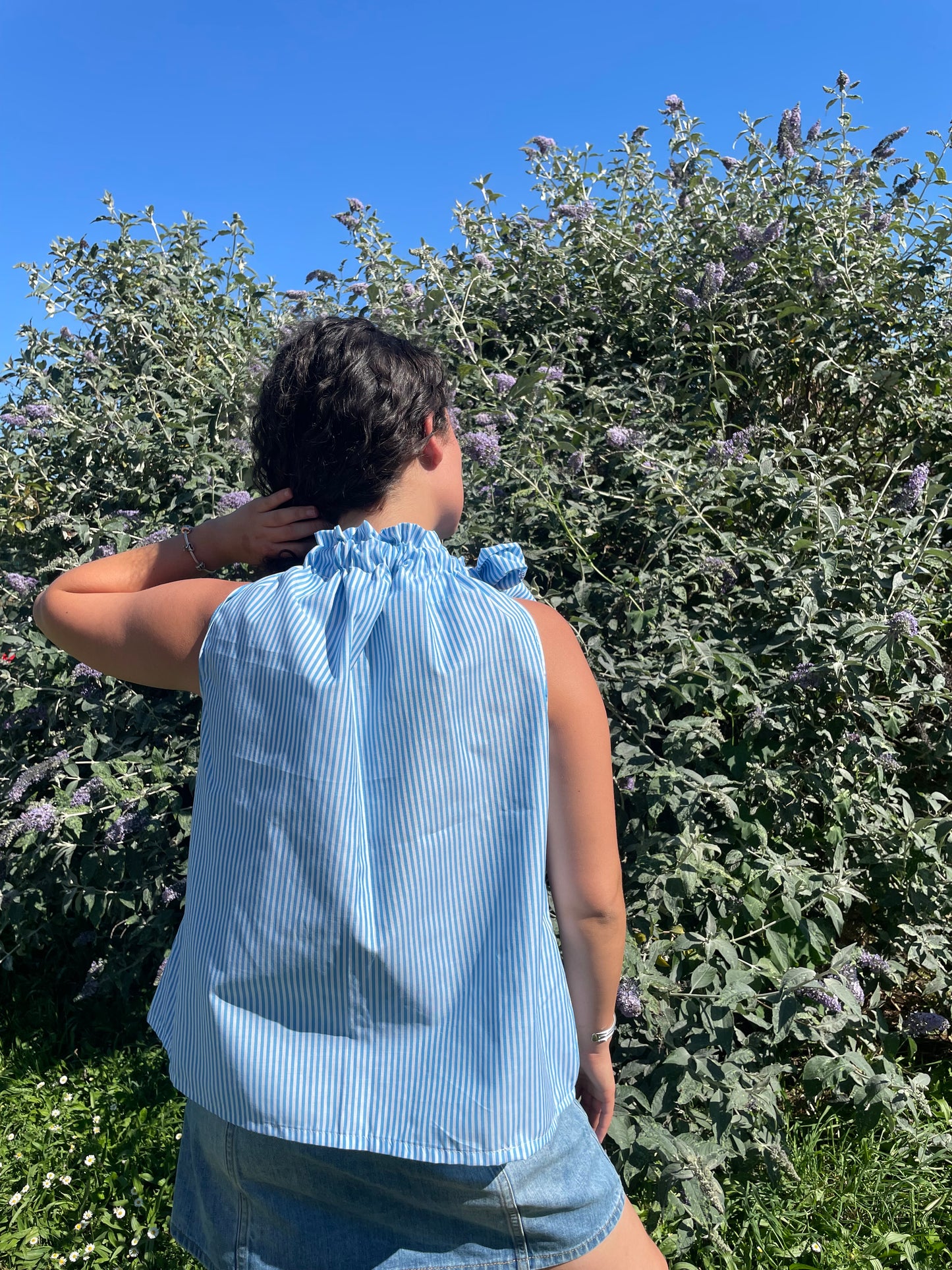 Top Gisèle à rayures bleues
