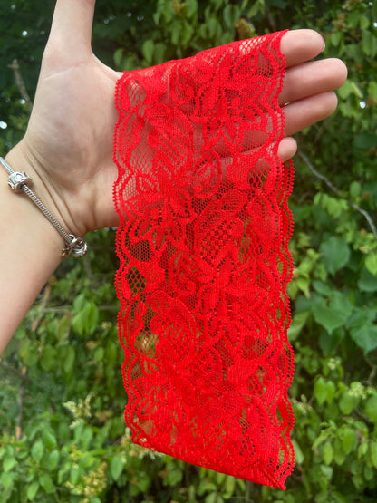 Bandeau en dentelle rouge