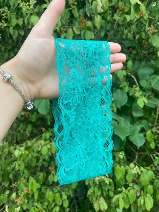 Bandeau en dentelle verte