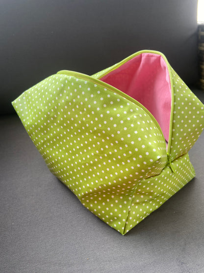 Trousse de voyage à pois